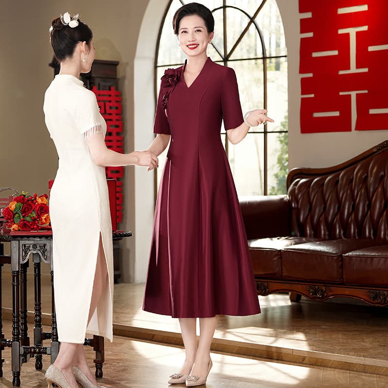 High-end wedding mother-in-law dress, spring and summer, suitable for mother-in-law's wedding banquet or everyday wear, stylish, youthful, and conceals the belly.