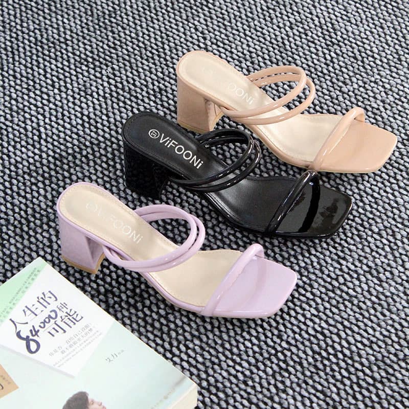 Foreign trade Chaozhou factory slippers women's summer one shoe two wear sandals open toe thick heel comfortable sandals Slippers