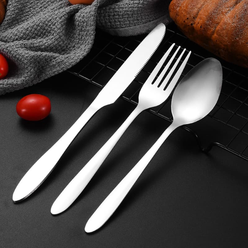 Stainless Steel Mirror Polished Western Dining Utensils Three-Piece Set Steak Knife Fork Dessert Spoon Modern Simplicity Gift Set