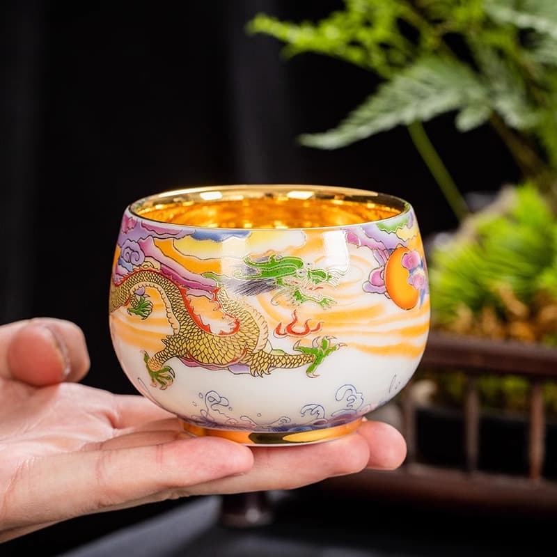 Light luxury dragon and phoenix couple drinking tea in pairs, pure hand-painted high-end master teacup single cup gilt health tea set and giving gifts