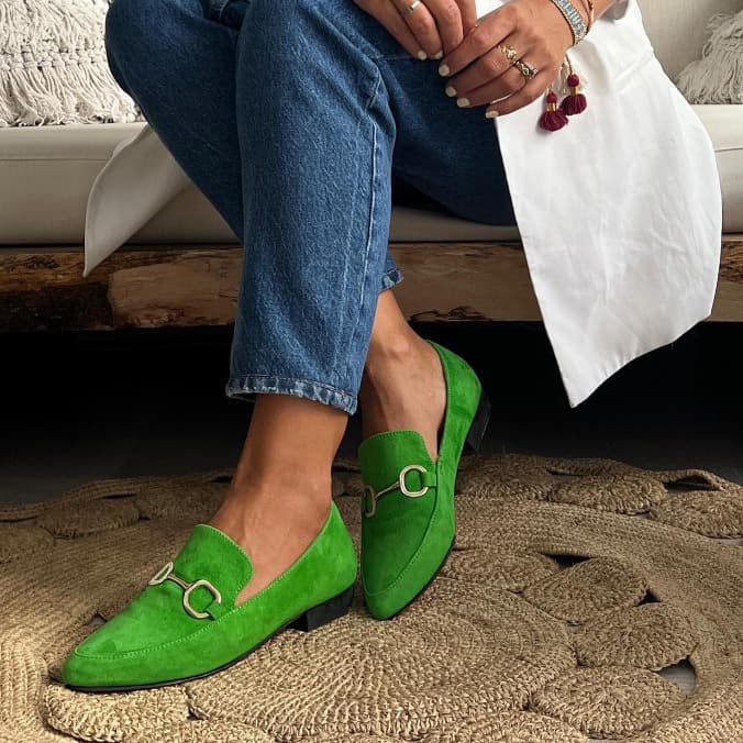 Cross-border Trade Style 2025 Spring/Autumn Pointed Toe Mule Shoes 40-43 Shallow Mouth Buckle Large Size Casual Flats for Women