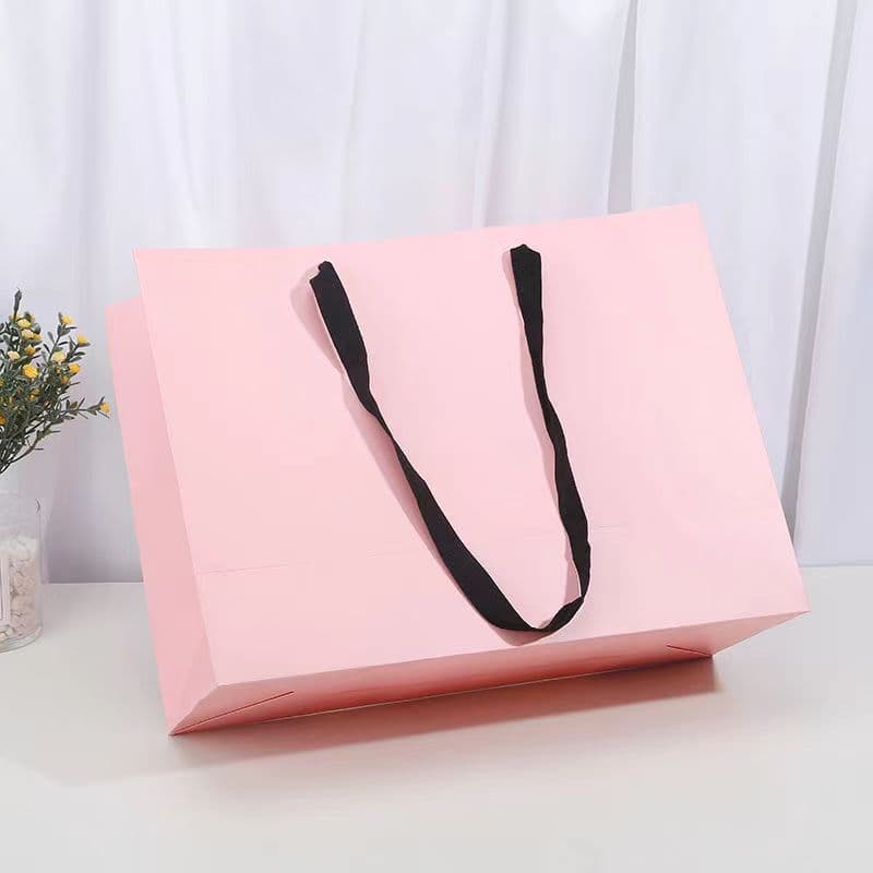 In Stock Kraft Paper Bag for Clothing Store Handbag Corporate Promotional Gift Bag Jewelry Tea Eyewear Shop Paper Bag