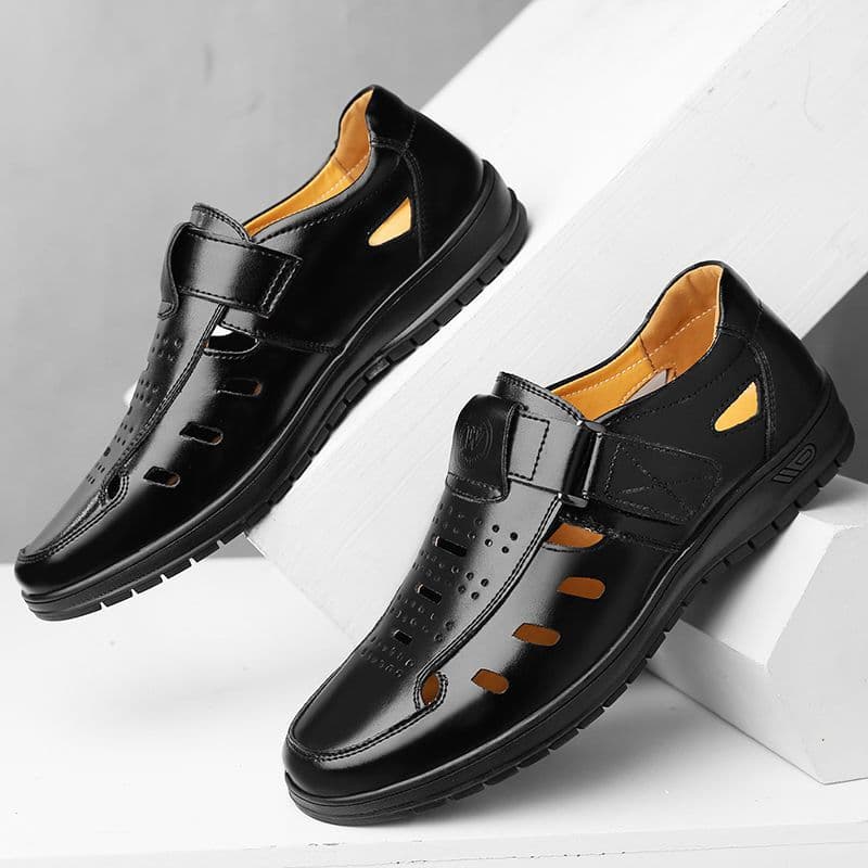 Summer Men's Sandals Casual Breathable Soft Sole Soft Upper Hollow Out Shoes Middle-Aged and Elderly Business Father Shoes 2024