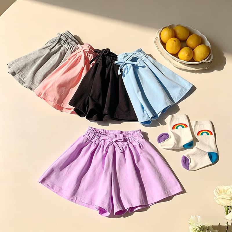 Cross-border Amazon 2026 Summer New Girls Shorts Baby Solid Color Stylish Versatile Kids Beach Pants