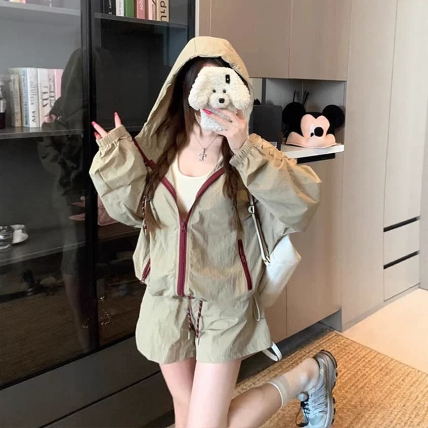 Women's Casual Sport Set Summer New Fashion Thin Quick-Dry Sun Protection Jacket with Wide-Leg Shorts Running Two-Piece Set
