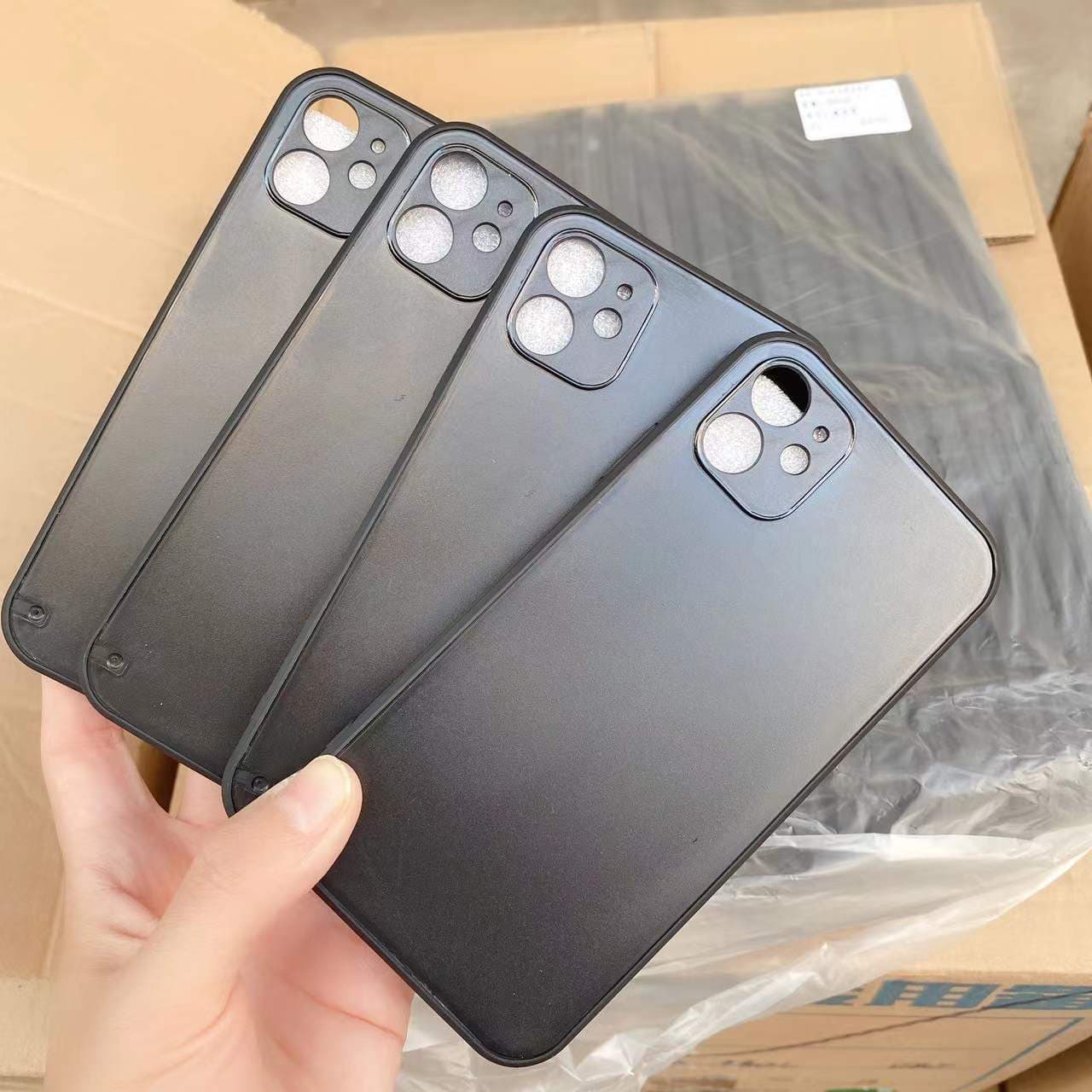 Electroplated iPhone 16 Pro Max Leather Groove Hard Base 2-in-1 Epoxy Phone Case Material Black Shockproof