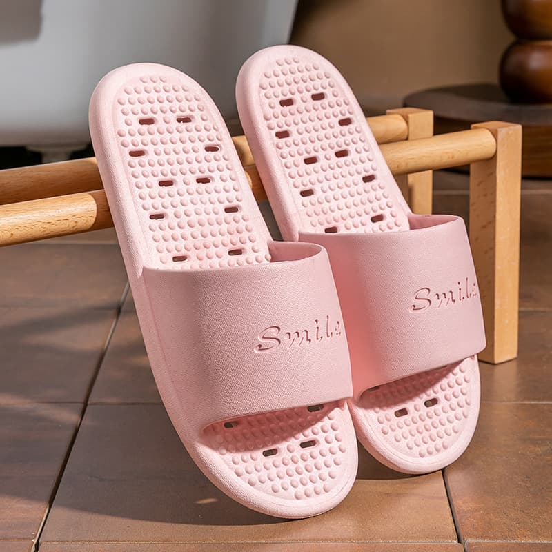 Bathroom slippers for women for all seasons, indoor home use, hollow bathhouse, hotel bathing, leaking, thick-soled sandal slippers for men