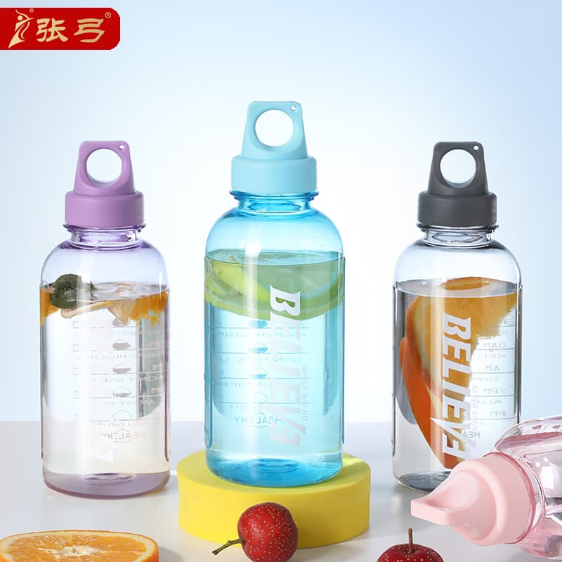 Zhang Gong Large Capacity Water Bottle for Women, Summer High-Temperature Resistant Plastic Space Cup, Men's Sports Water Bottle 500ML Tea Brewing Cup