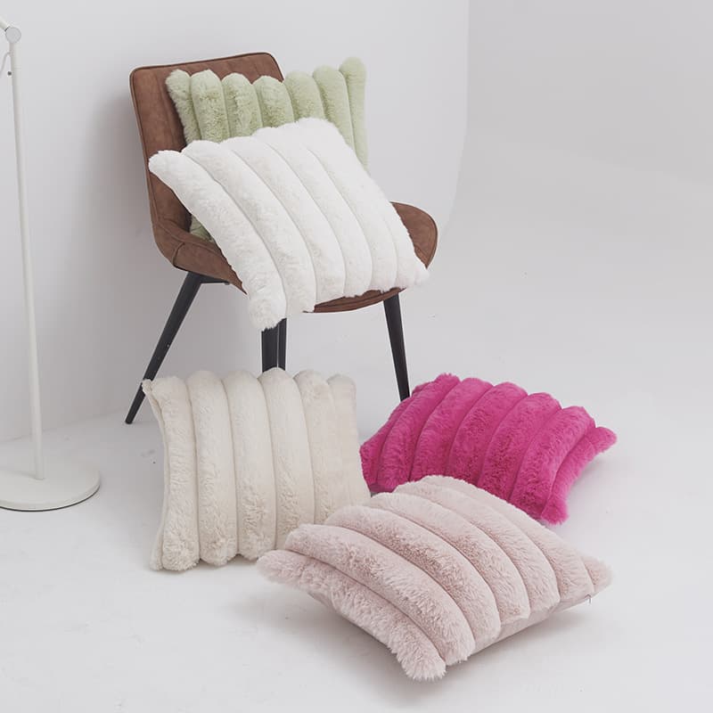 Xu Ai Faux Rabbit Fur 3D Wide Stripe Pillow Cover Simple Square Cushion Cover for Home Sofa Decorative Throw Pillow Cover