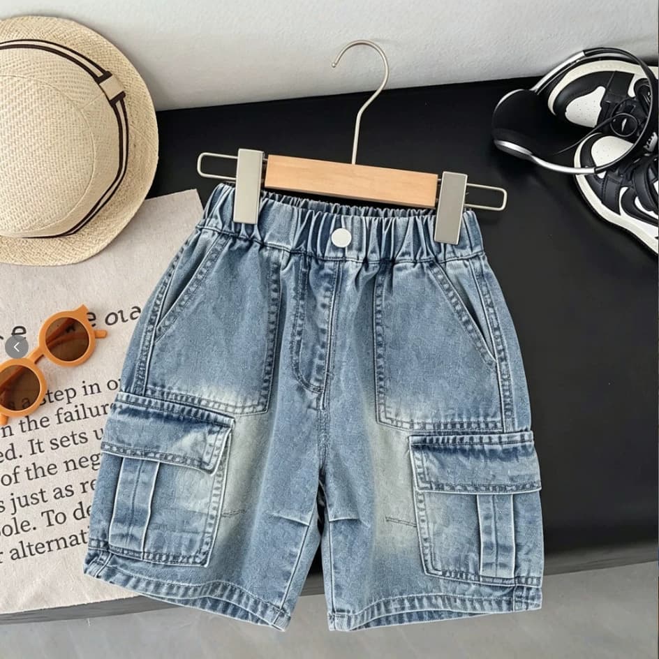 Boys' Denim Cargo Shorts 2026 New Summer Children's Loose Straight-Leg Knee-Length Shorts Stylish Boys' Mid-Length Shorts