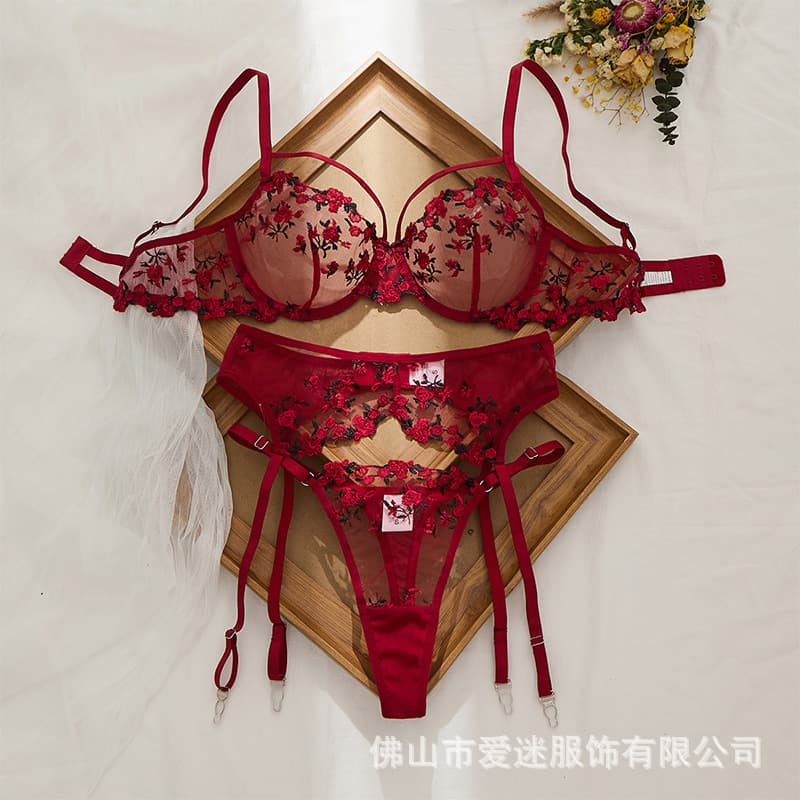Y Sexy Super Beautiful Floral Mesh Embroidery Pure Desire Sweet Lingerie Set Summer Sexy Set Three Pieces 250413