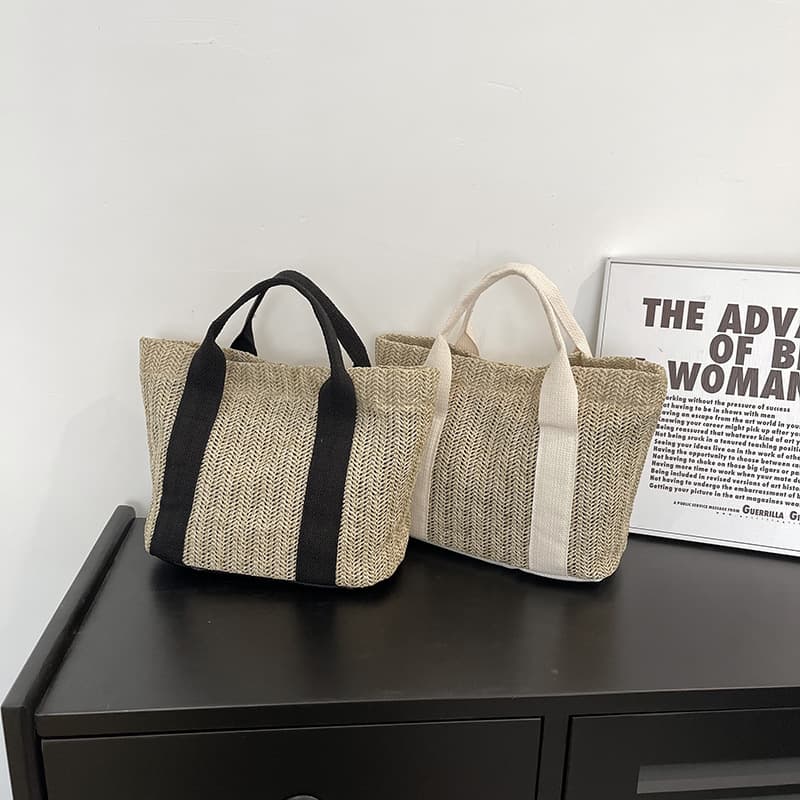 Woven Handbag Straw Bag Summer Small Bag Women's Fresh Travel Vacation Beach Bag Versatile Bucket Bag