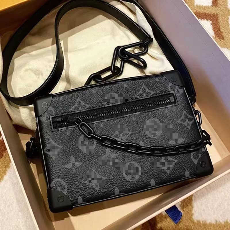 Direct Sales Cross-Border M LV Men's and Women's Genuine Leather Box Bag Chain Bag Black Warrior Three-in-One Messenger Bag Pillow Bag