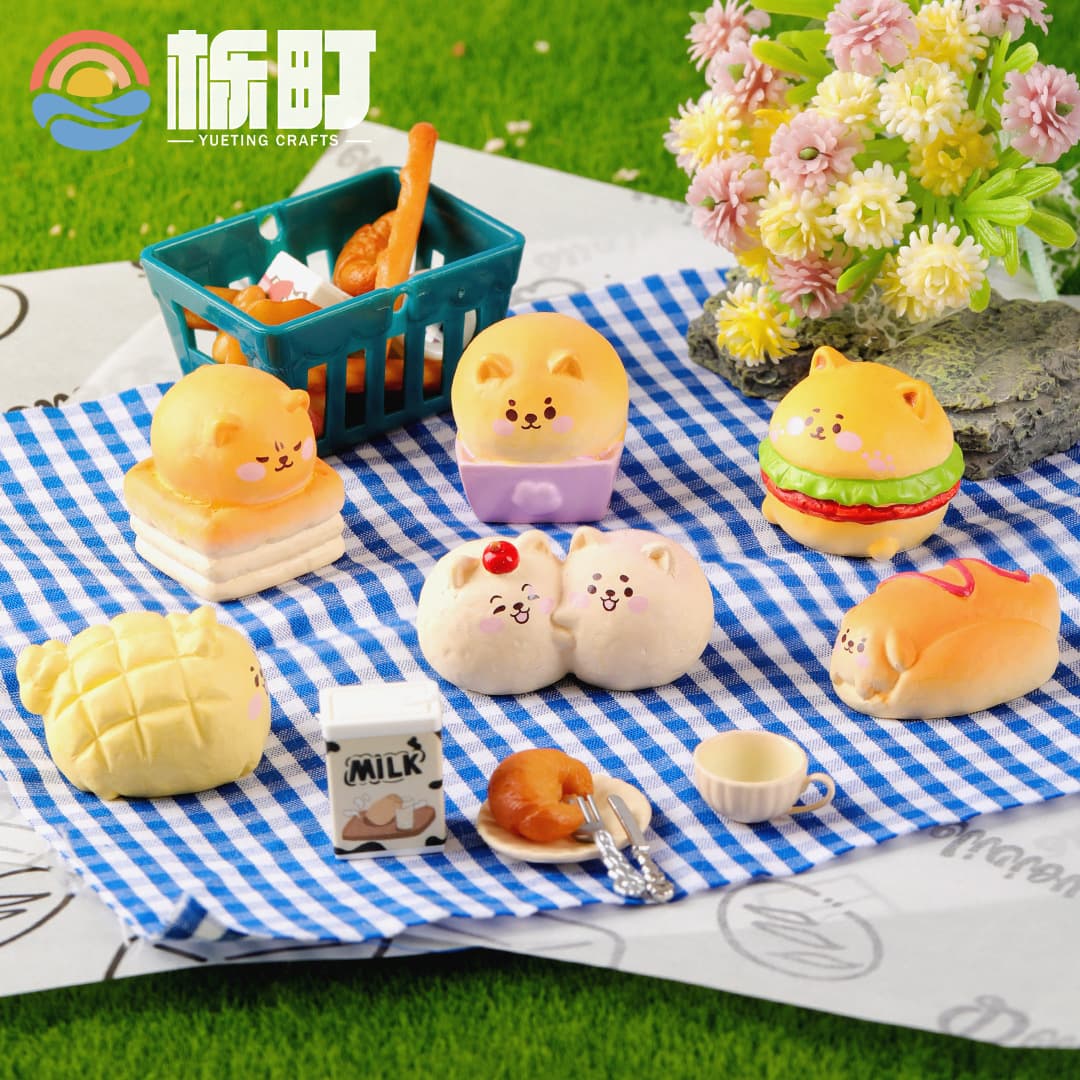 Miniature Creative Ornament Cute Cartoon Bread Puppy Decoration Accessory Car Desktop Resin Figurine