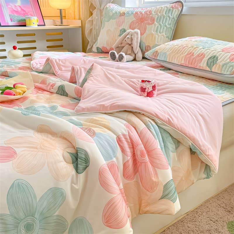 Summer Cooling Blanket Core, Ice Silk Summer Quilt, Air Conditioning Blanket, Single and Double Person Blanket, Student Dormitory Summer Blanket, Machine Washable and Water Washable