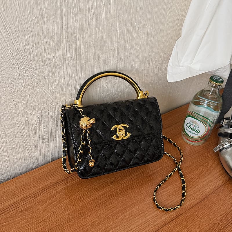 Cross-border Foreign Trade Small Fragrance Style Diamond Quilted Embroidered Thread Small Square Bag Fashion Light Luxury Lucky Bead Single Shoulder Bag Chain Crossbody Bag for Women