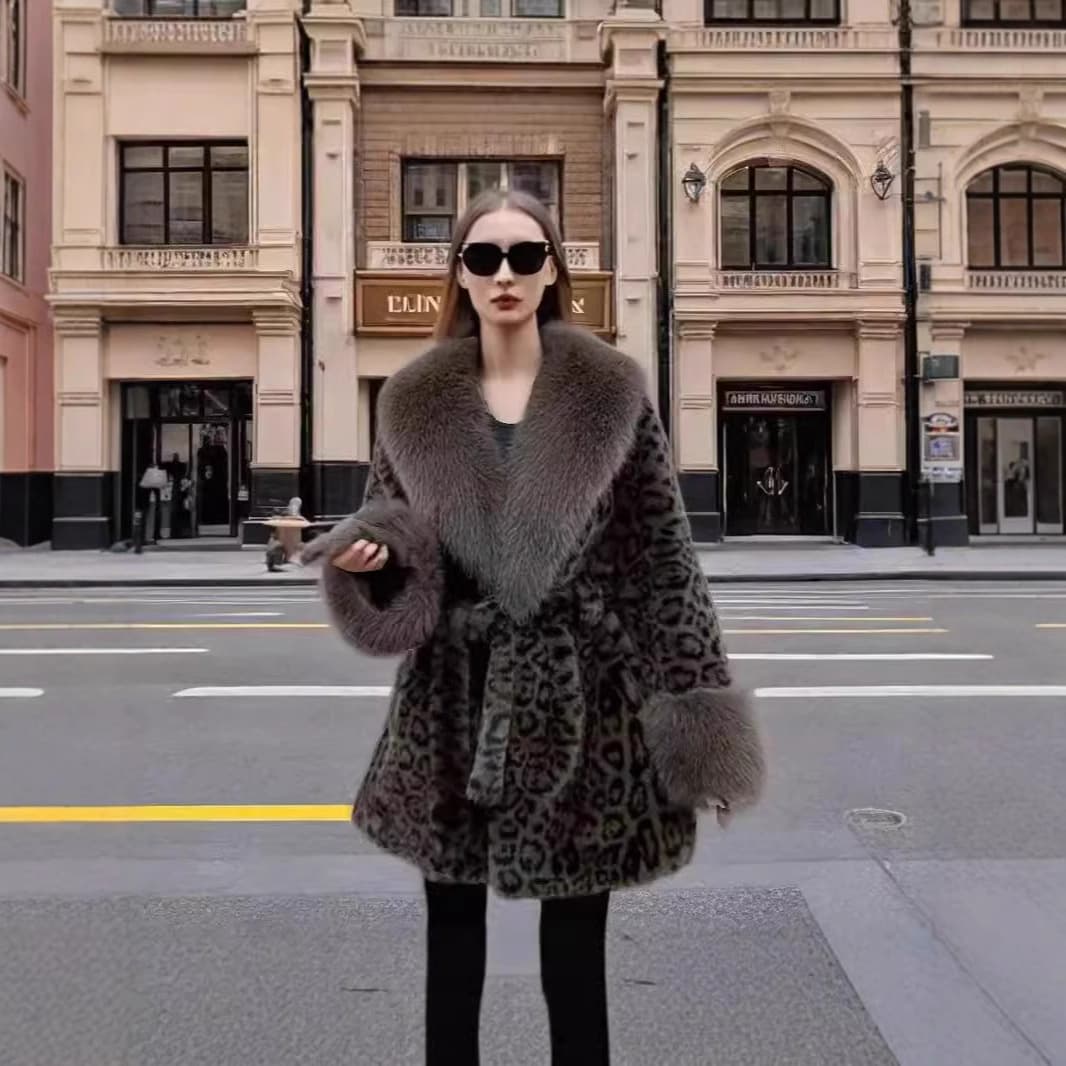 Leopard Print Mink Fur Coat Short Style 2025 Winter Fashion New Mink Fur Jacket Faux Fur Faux Mink