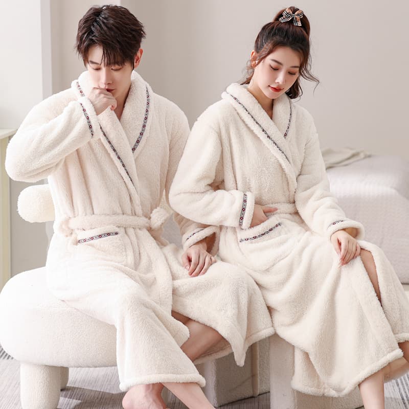 Couples Thickened Coral Fleece Robe Long Size Warm Flannel Bathrobe Home Clothes for Men And Women V-Neck Casual Sleepwear