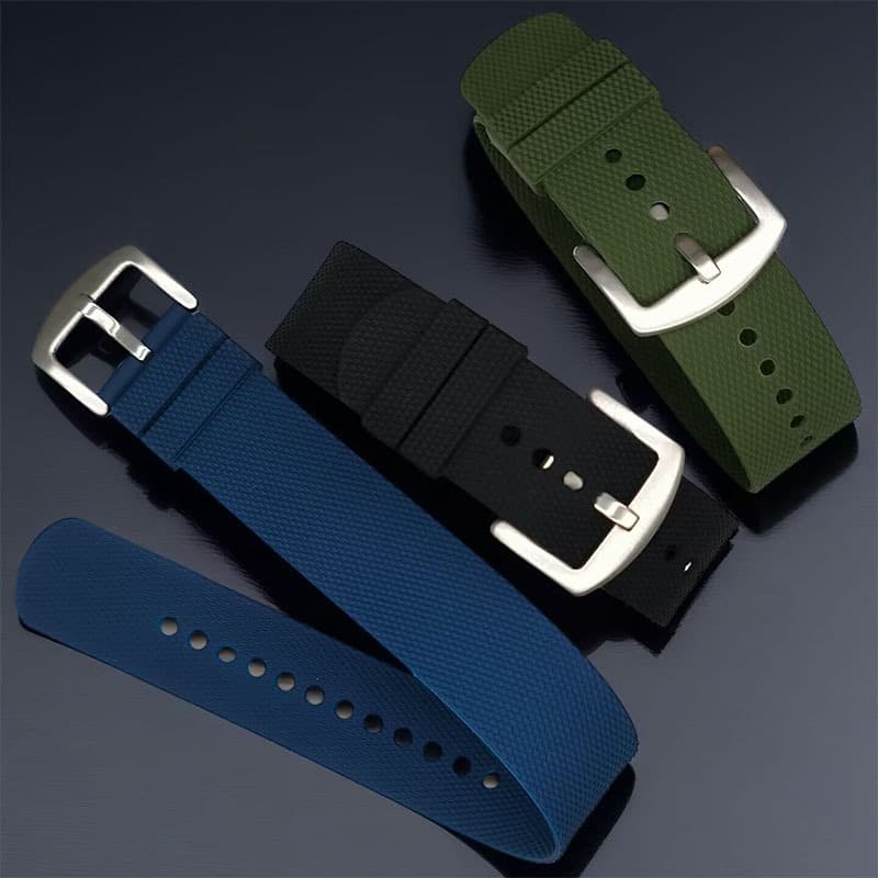 New silicone watch strap 20/22mm waterproof breathable sports strap one piece for men and women unisex watch accessories