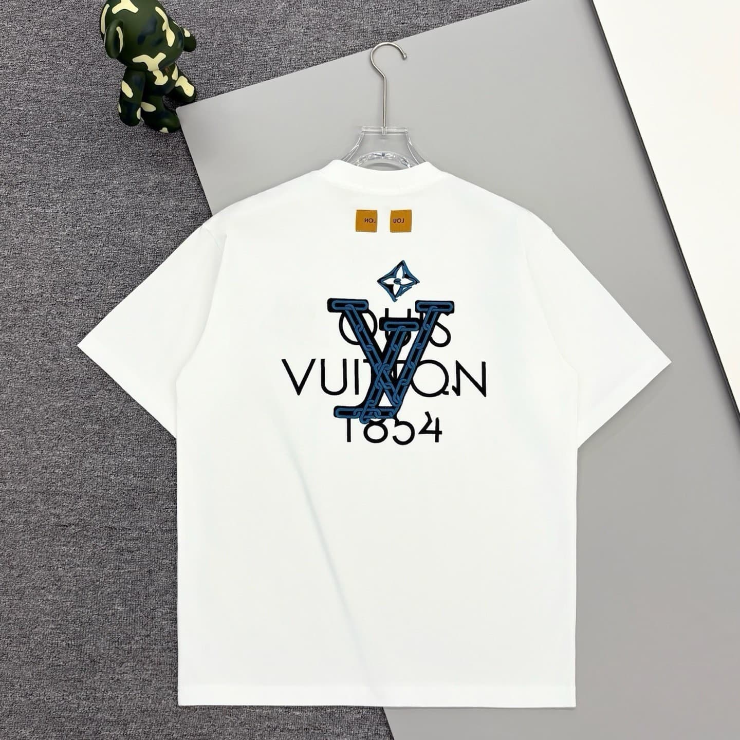 Correct LV New Printed 200g Cotton T-Shirt Summer Trendy T-Shirt for Men and Women Design T-Shirt for Women