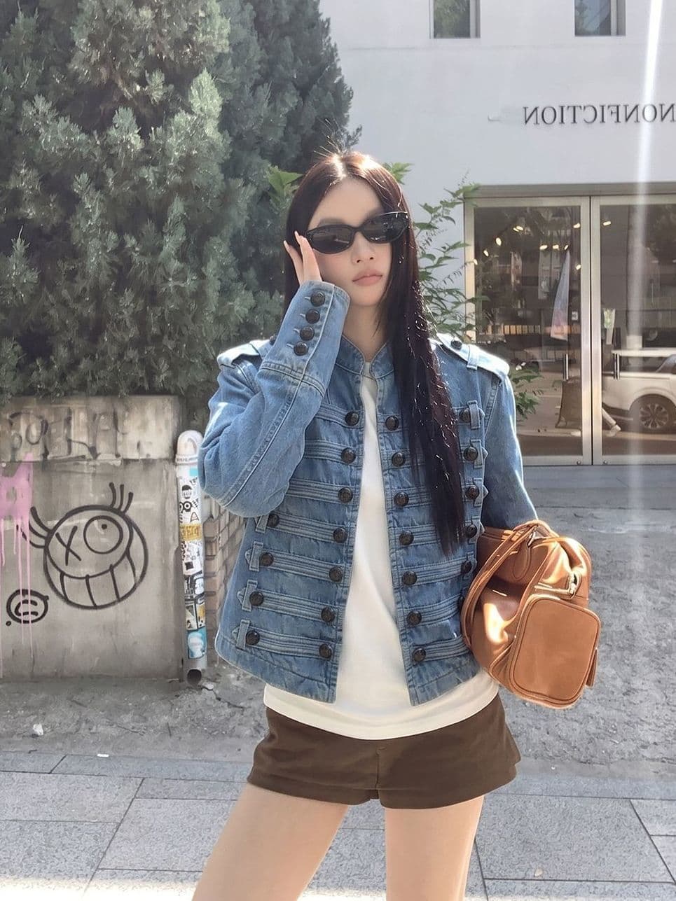 European Vintage Palace Style Denim Jacket for Women 2026 Spring Designer Loose Boyfriend Style Cropped Jacket