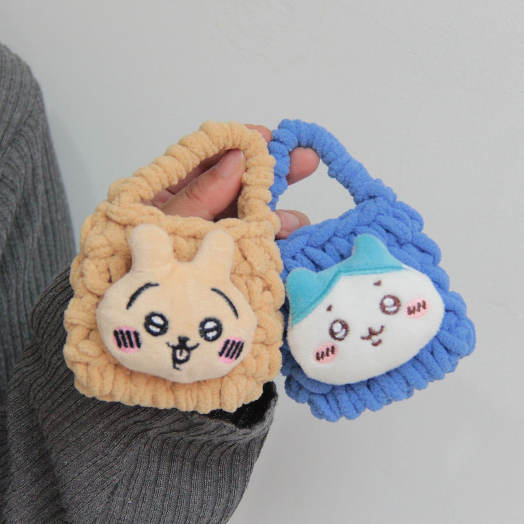 Japanese cartoon Jiyikawa headphone bag cute small coin purse plush knitted bag pendant key storage bag