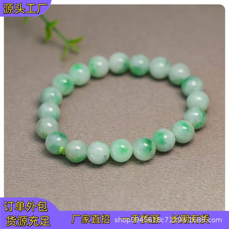 Processing of beaded candy-colored necklaces, women's niche design, fresh, fashionable and versatile neck chains, clavicle chains processing and production