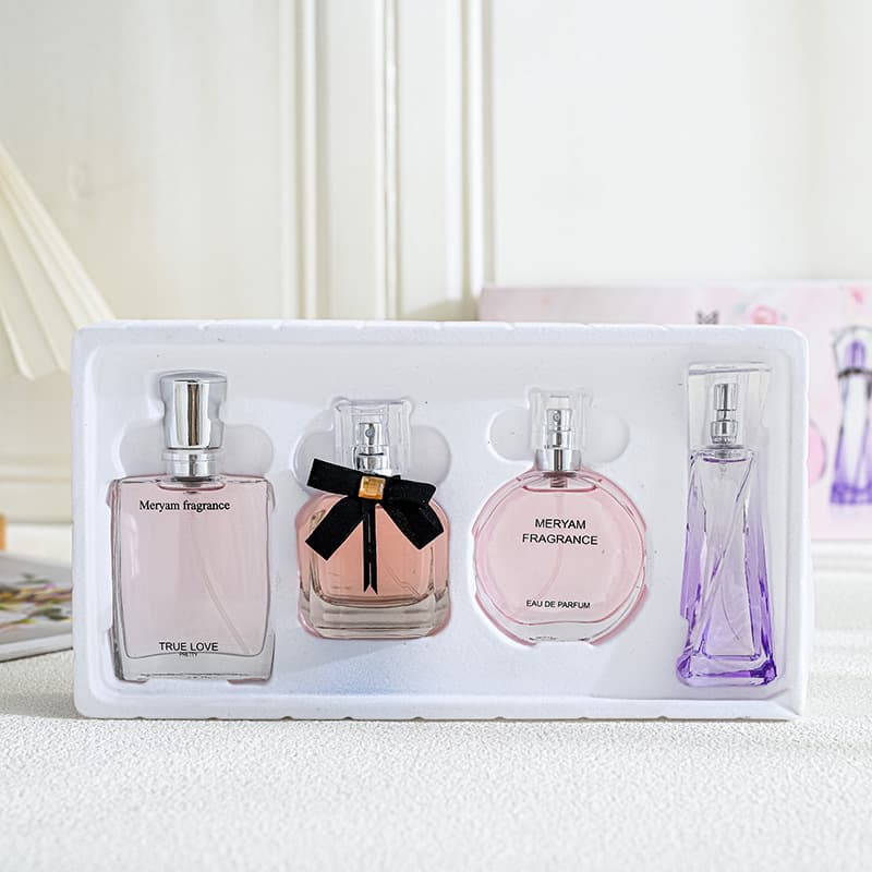 Douyin popular 25ml*4 live broadcast set women's four-piece perfume gift box women's perfume fresh perfume