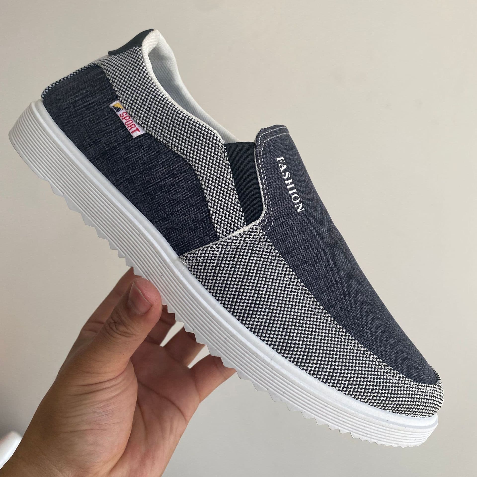 Men's Casual Low-Top Canvas Shoes Breathable Comfortable Beijing Style Slip-On Round Toe PVC Outsole Non-Slip Summer Shoes