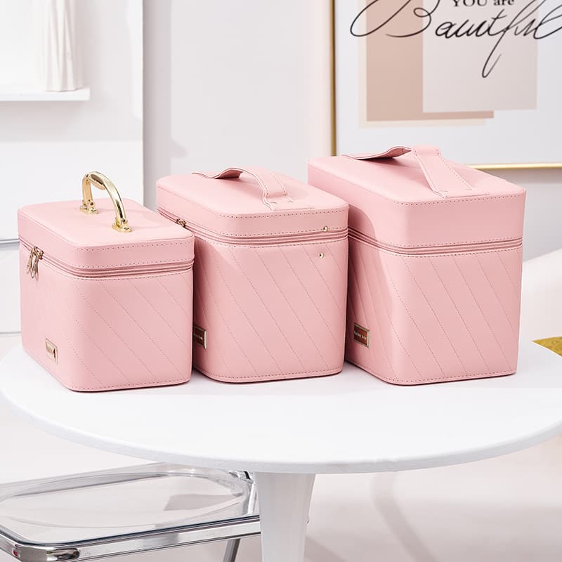 2024 New Diagonal Stripe Cosmetic Case Large Capacity Beauty Storage Toolbox Portable Cosmetics Suitcase for Outings