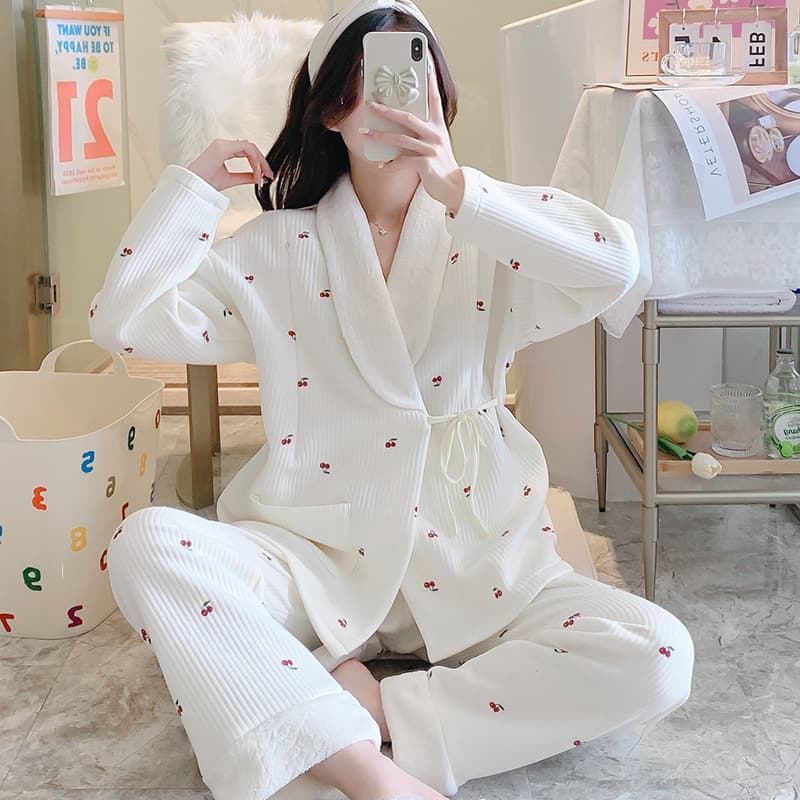 2025 air cotton confinement clothes winter kimono postpartum breastfeeding pajamas pregnancy period 11 months 12 pregnant women discharged from hospital sitting 10