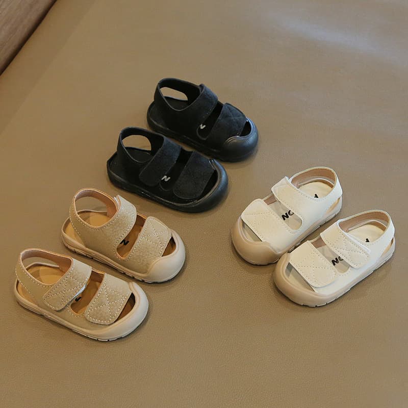 Anti-collision Baby Shoes Simple Baby Girl Toe Sandals Toddler Shoes Baby Soft Sole Sandals for Boys and Girls 1-3 Years Old