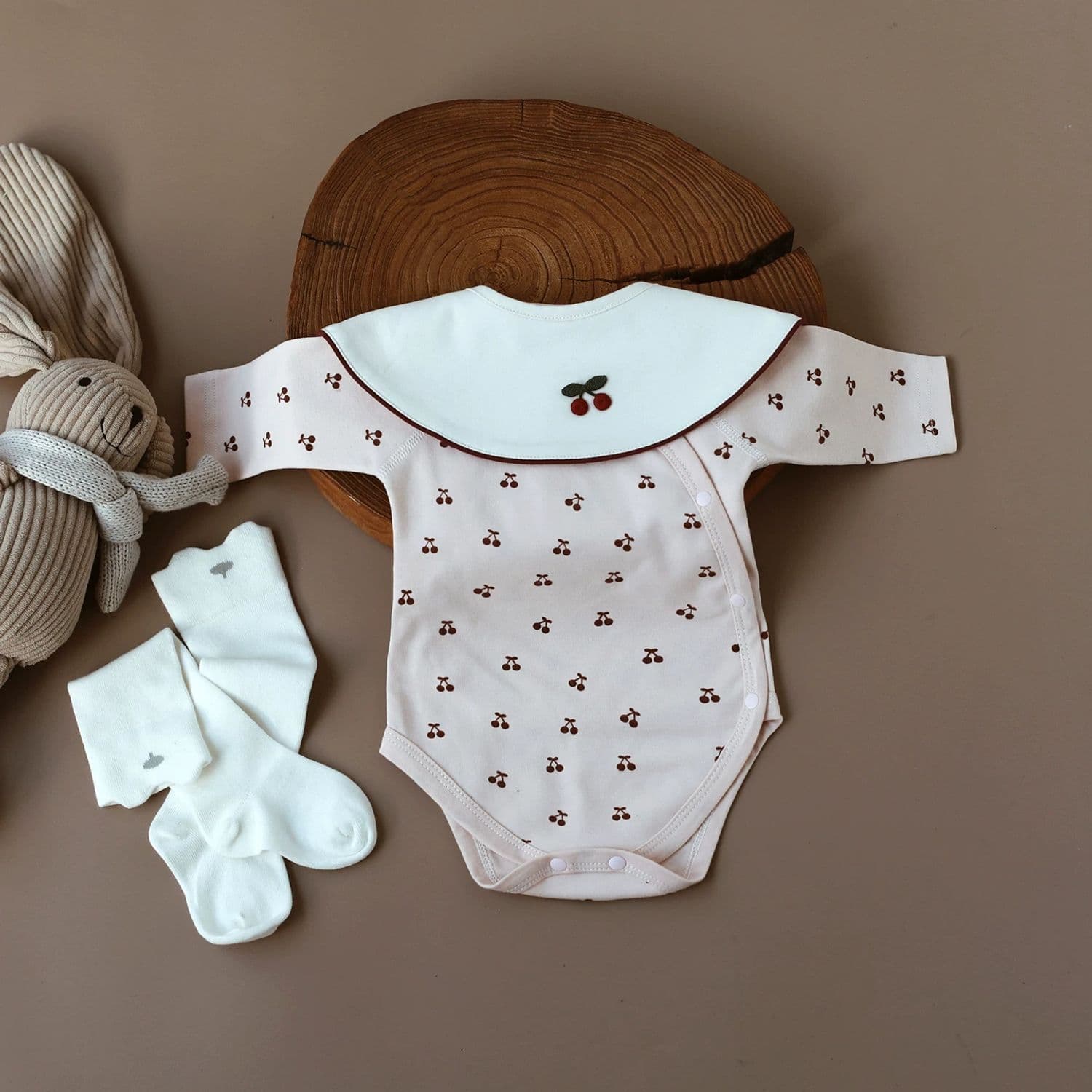 Newborn Baby Long-Sleeve Bodysuit Spring/Autumn Style Infant Triangle Romper Skin-Friendly Pure Cotton Casual Onesie for 1-Year-Old