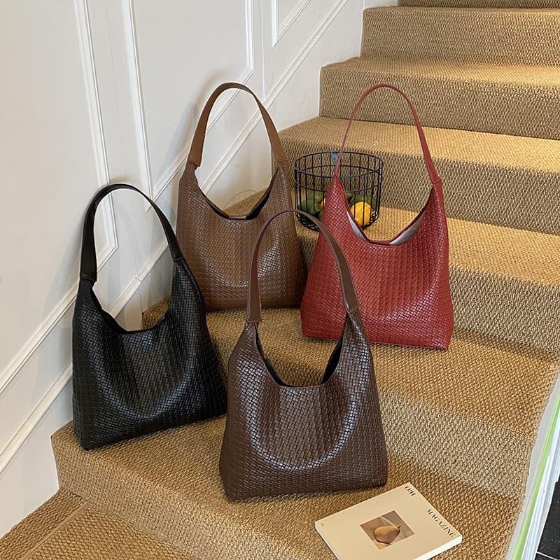 Large Capacity Casual Women's 2024 Retro New Solid Woven Texture Commuter Tote Shoulder Bag
