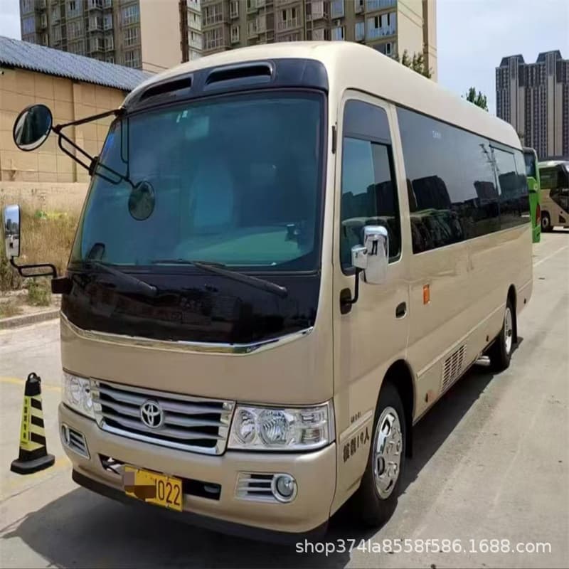 Export Used Toyota Coaster Minibus Coach 13-23 Seater Medium Passenger Vehicle North Korea Business Reception Vehicle