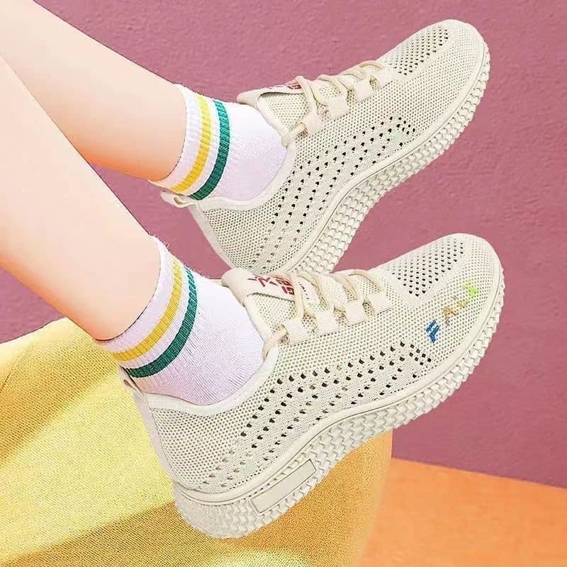 2025 Summer New Women's Flyknit Casual Sneakers Mesh Thick Sole Breathable Soft Non-slip Mother Shoes