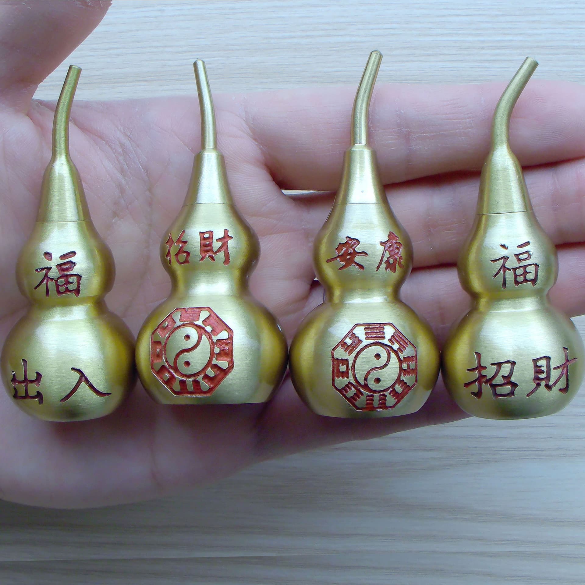 Wholesale Brass Gourd Ornaments, Pure Copper Gourd in Various Sizes, Bagua for Fortune and Health, Home Craft Art