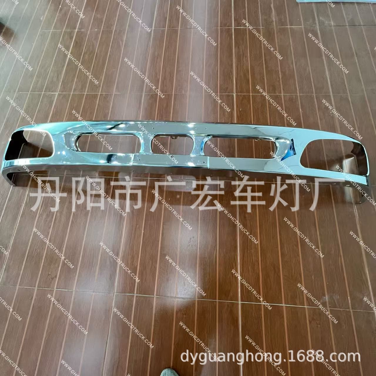 GHCD Chrome Wide/Narrow Upper Bumper for Japanese Truck Hino MEGA500 (1/3 Screws)