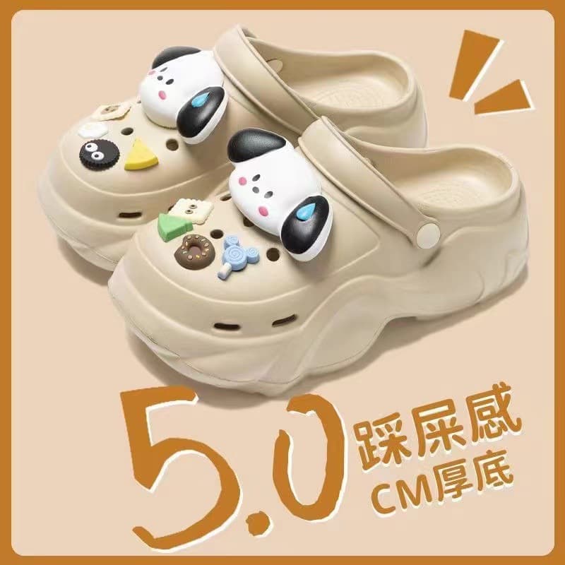 Women's summer outdoor platform sandals, thick-soled, new 2024 style, fashionable beach sandals, height-increasing, closed-toe, non-slip.