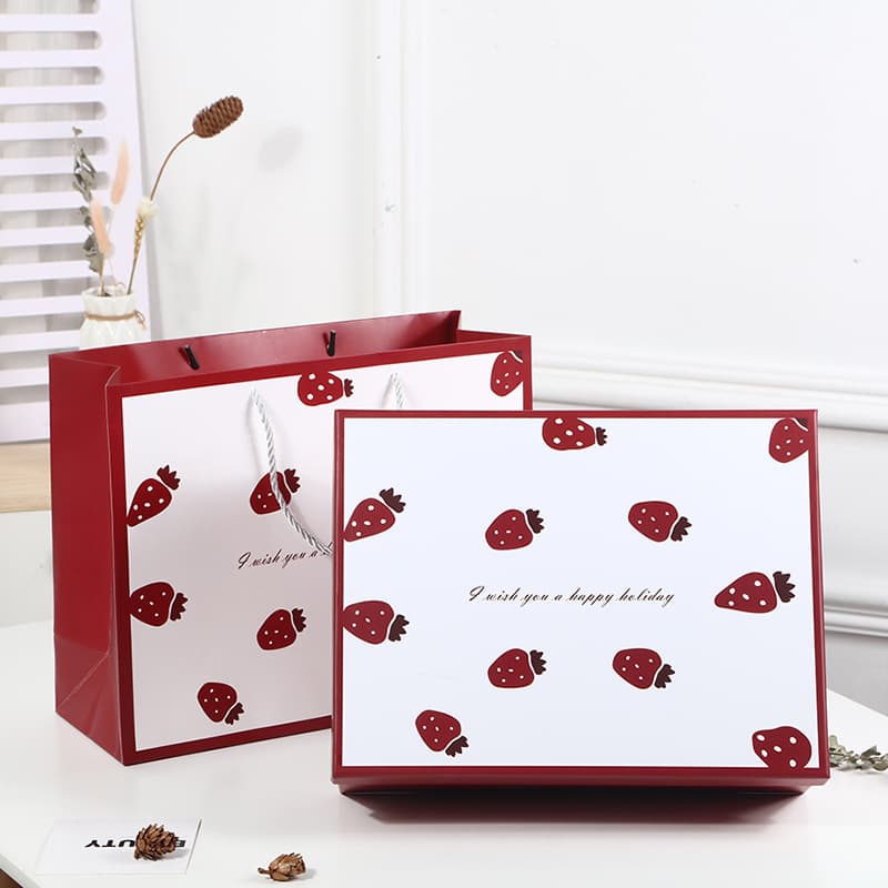 Large Strawberry Gift Box in Stock for Best Friend Children's Day Doll Gift Box Empty Box Dress Shoes Packaging Box