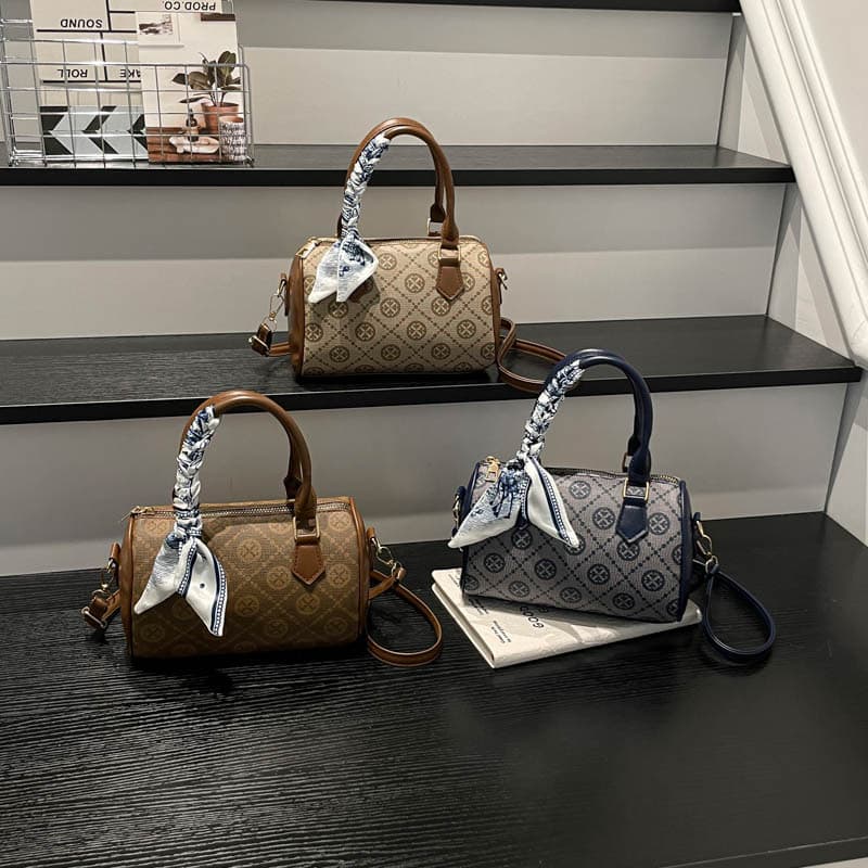 Fashion Handbag for Women 2026 New Premium Texture Exquisite Boston Shoulder Bag Light Luxury Retro Top Handle Crossbody Bag