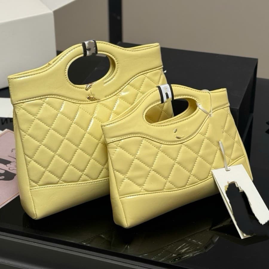 Cross-border 2026 New Women's Bag 31bag Waxed Chain Bag Diamond Quilted Handbag Shoulder Crossbody Bag Fashionable Elegant Bag