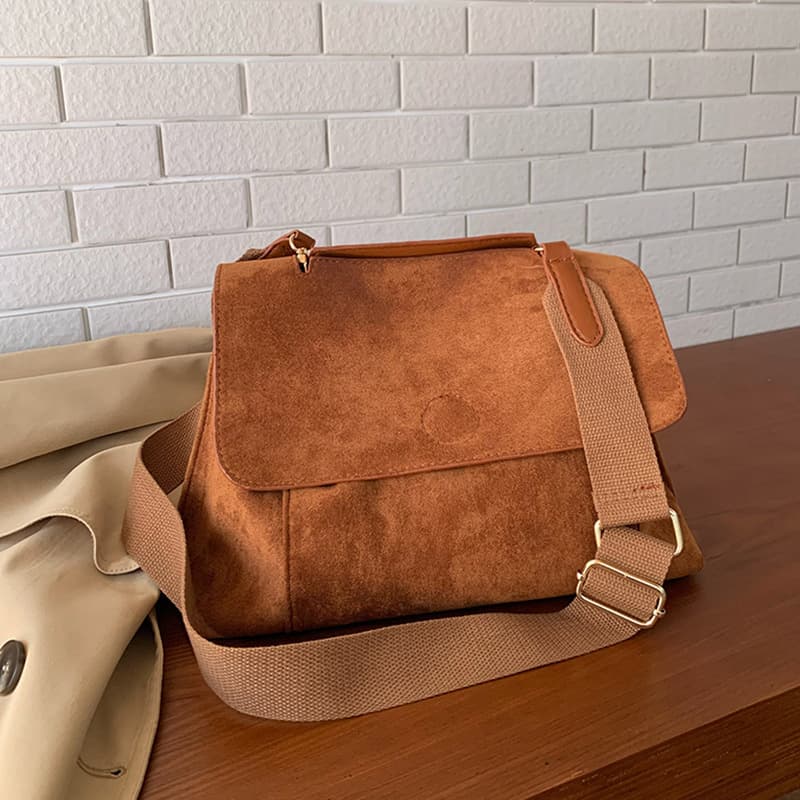 2025 autumn new cross-border retro brown velvet versatile bag for women large capacity crossbody bag shoulder bag for women