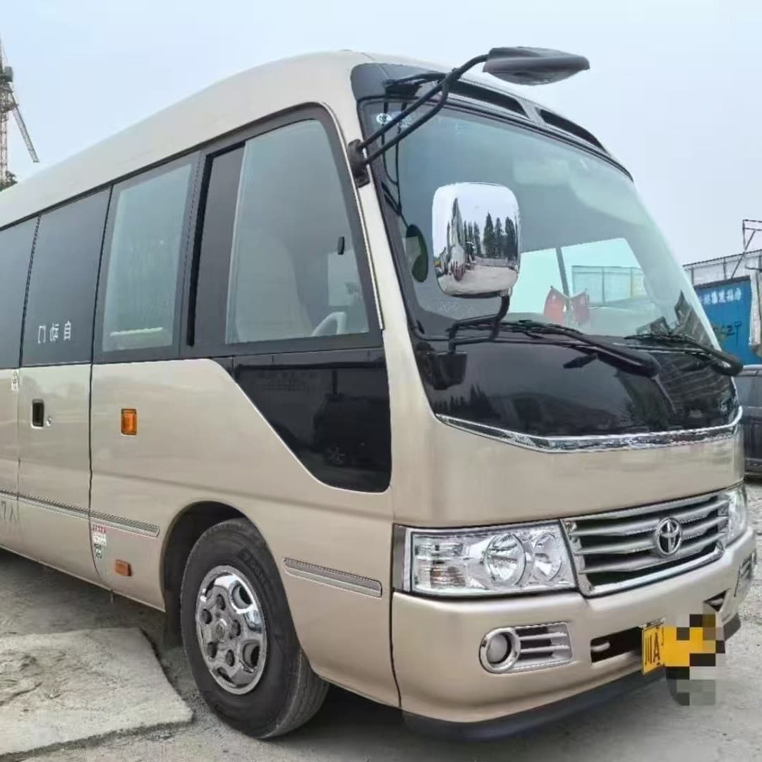 Used 19-23 seats Toyota Coaster luxury minibus high-quality 6m Euro III emission minibus export