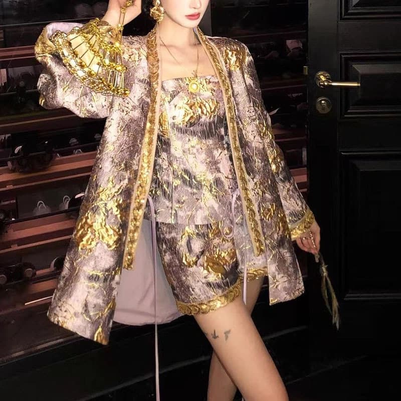 【Auspicious Purple Qi from the East】2025 Autumn Women's New Chinese Style Three-Dimensional Embroidered Jacket and Suspender Skirt Set
