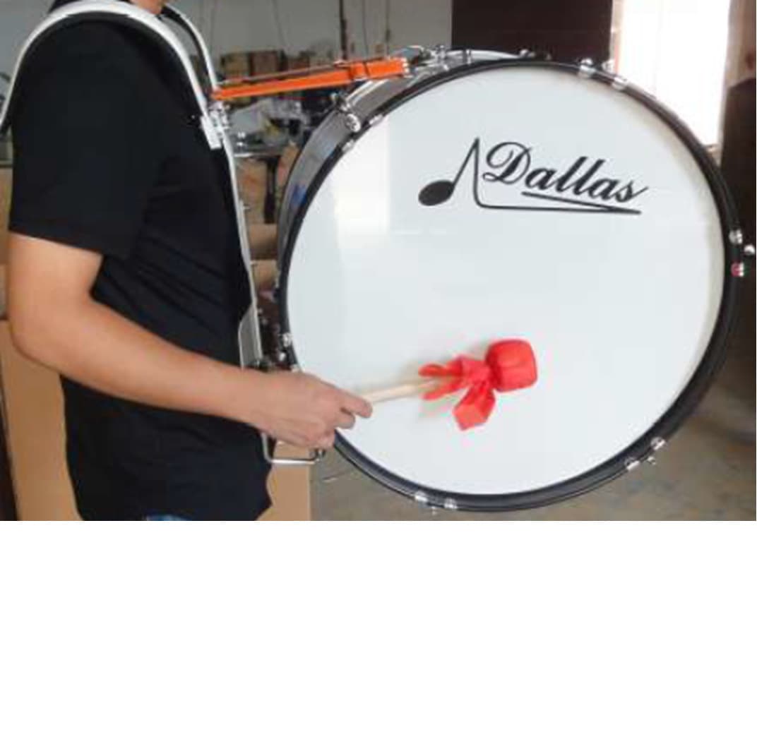 Small snare drum student drum and bugle corps beats Young Pioneers drum and bugle corps large snare drum