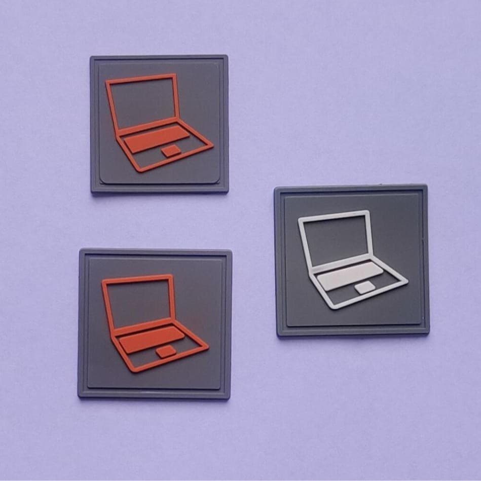 PVC Leather Labels, Computer Labels for Clothing, Footwear, Bags, and Luggage, 3D Logo Soft Rubber Labels, Wholesale