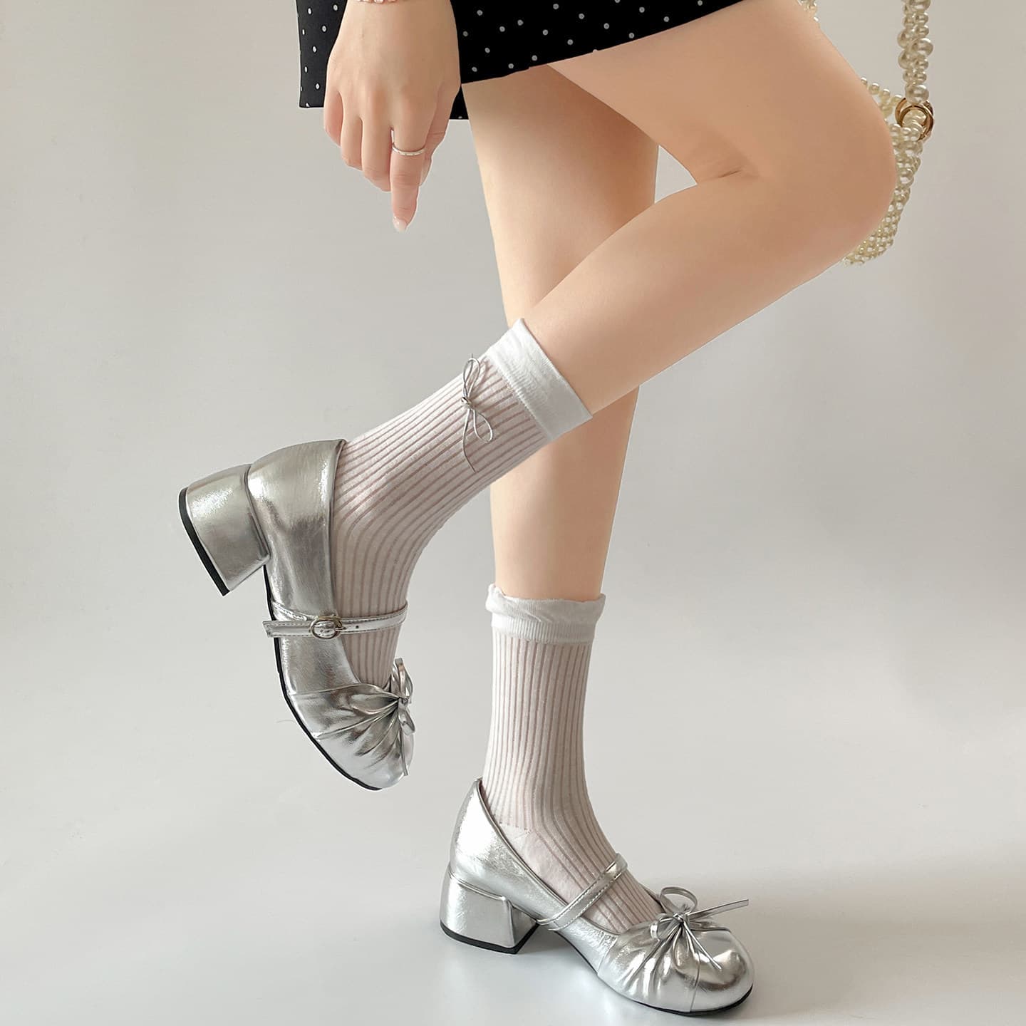 Silver Hot-Selling Retro French-Style Chunky Heel Shallow Single Shoes for Women, 2026 New Model, Versatile with Skirts, Soft-Soled Mary Jane Shoes