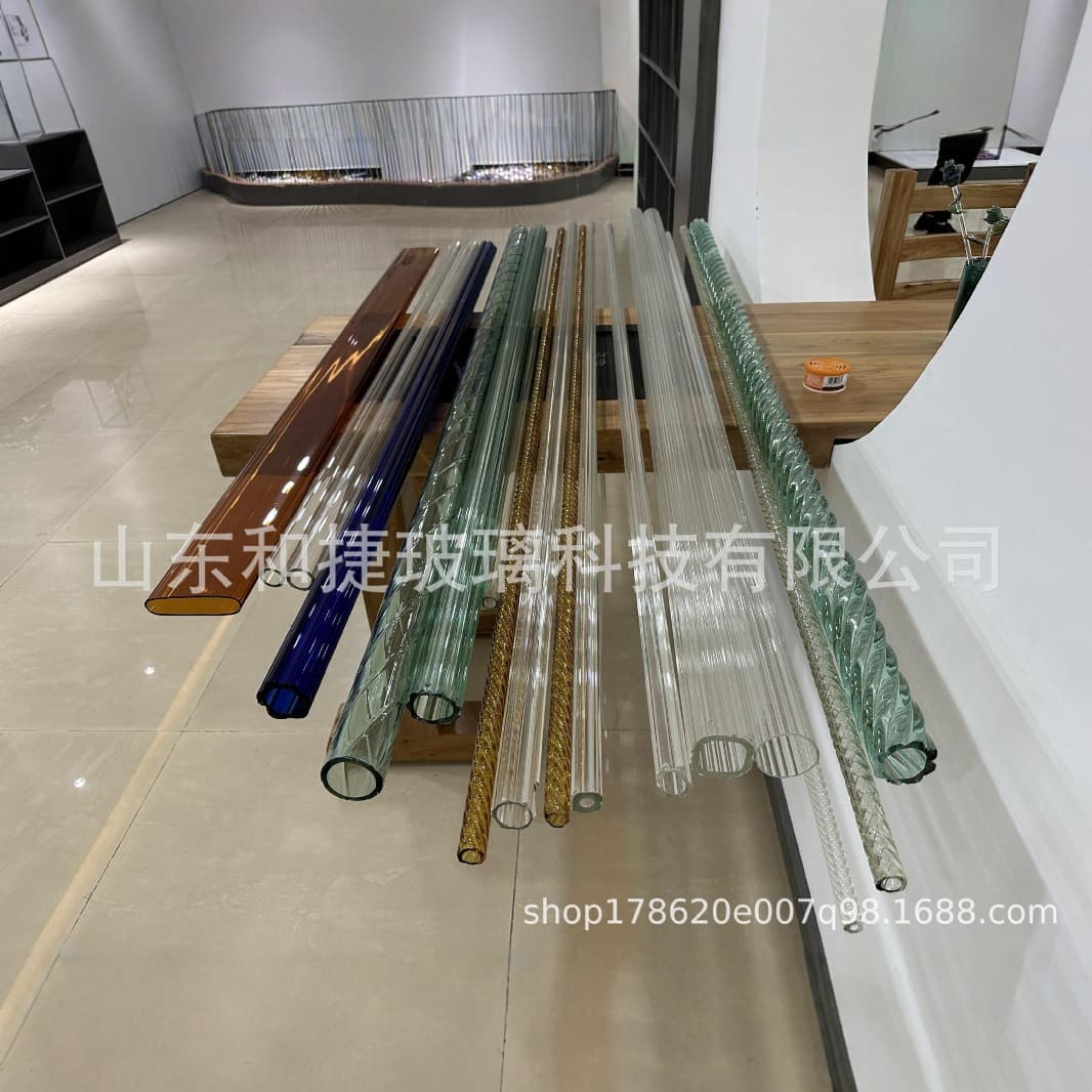 Shandong manufacturer wholesale colored transparent high borosilicate 3.3 glass tubes and rods.