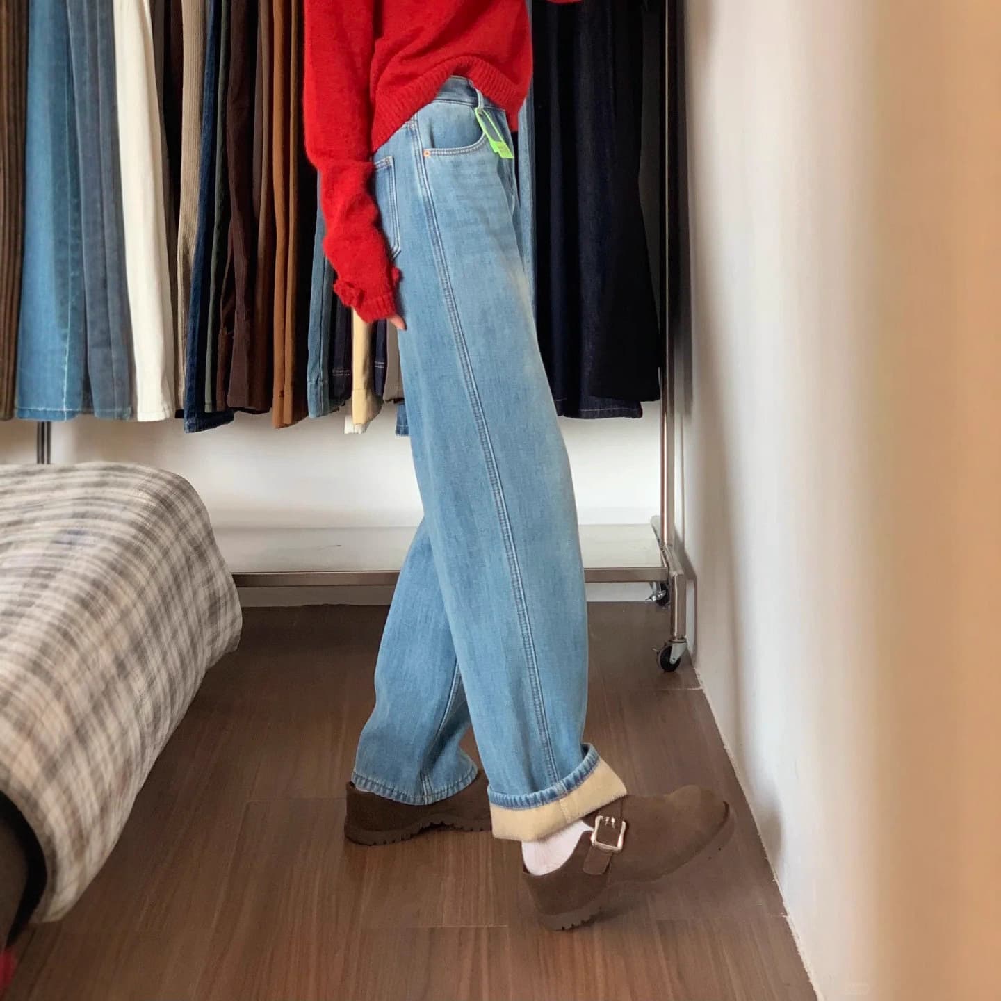 Fleece-Lined Thick Narrow Wide-Leg Jeans for Women Fall/Winter 2025 New High-Waist Slimming Loose Straight-Leg Pants for Petite